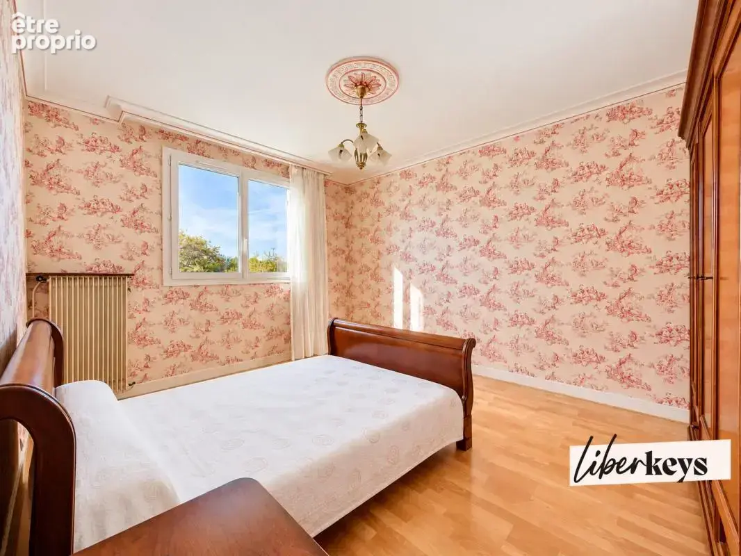 A vendre à saint-jean-de-la-ruelle (45140) – maison 5 pièces – 3 chambres – terrasse – sous-sol total - photo 11