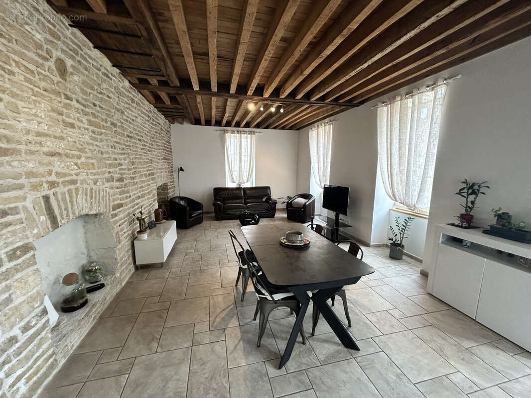 Maison à MONTBARD