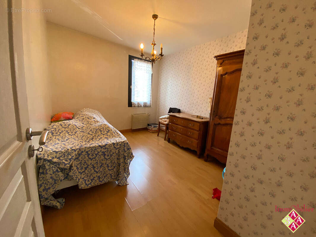 Appartement à CROLLES