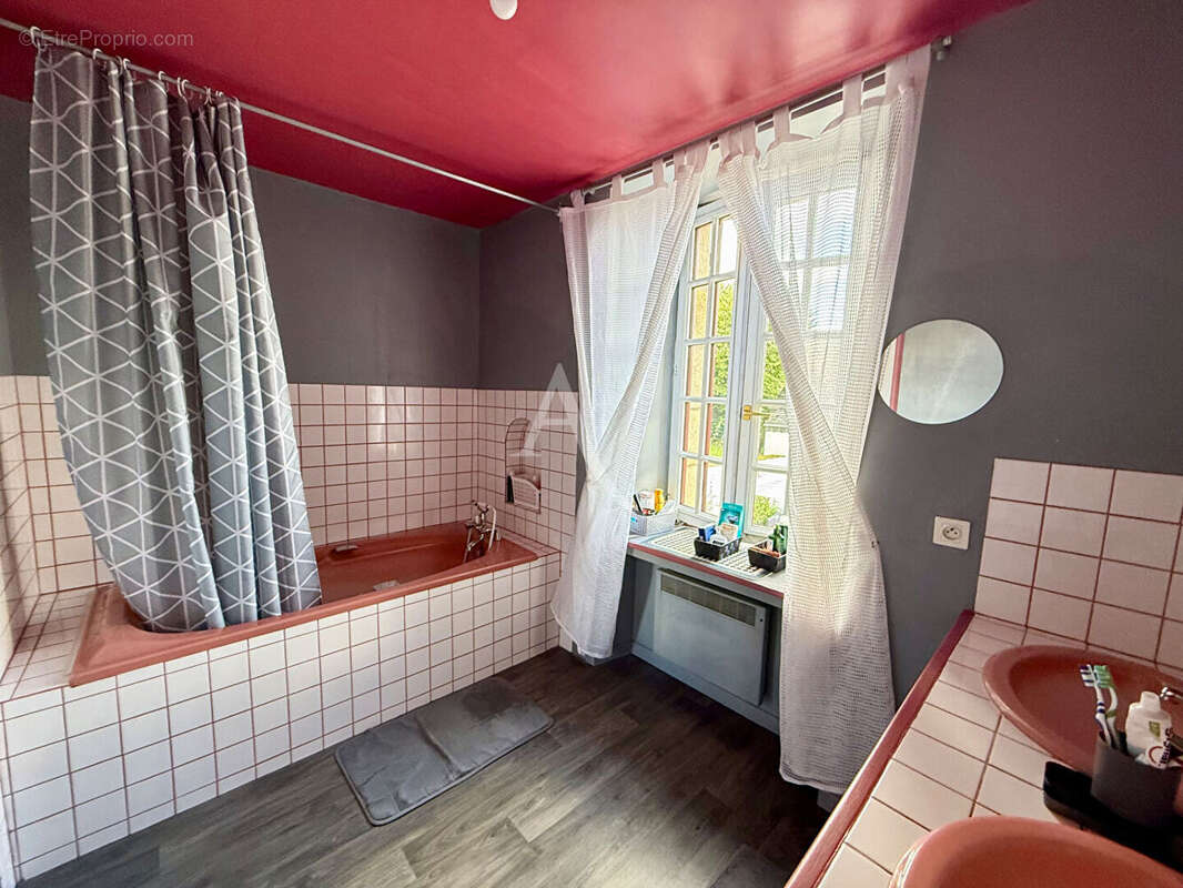 Maison à CHATEAU-GONTIER