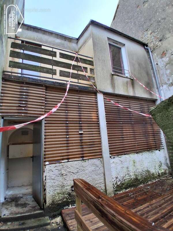   - Maison à PAIMBOEUF