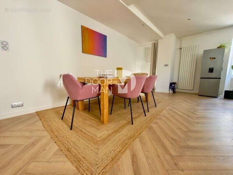 Appartement 53000 - photo 2