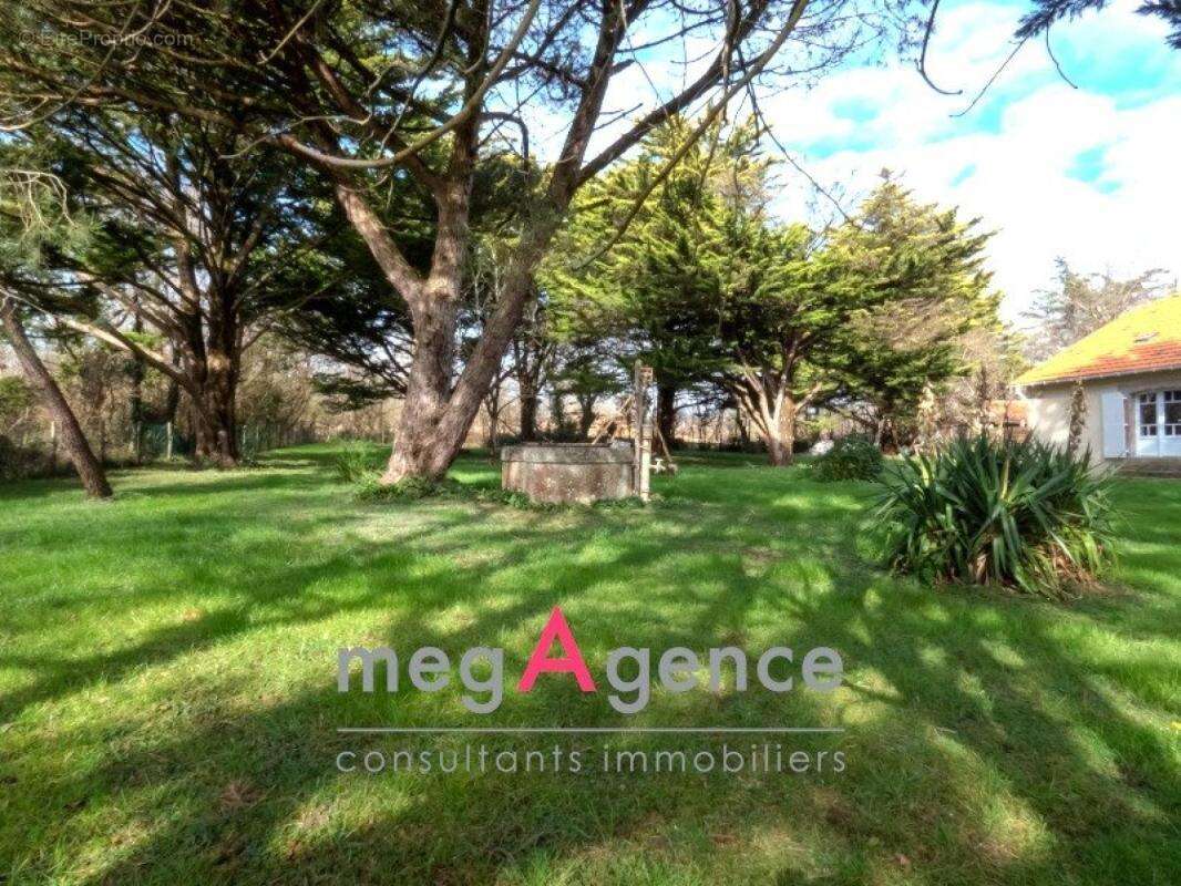 Maison en parfait etat - avrille proche longeville sur mer - photo 13
