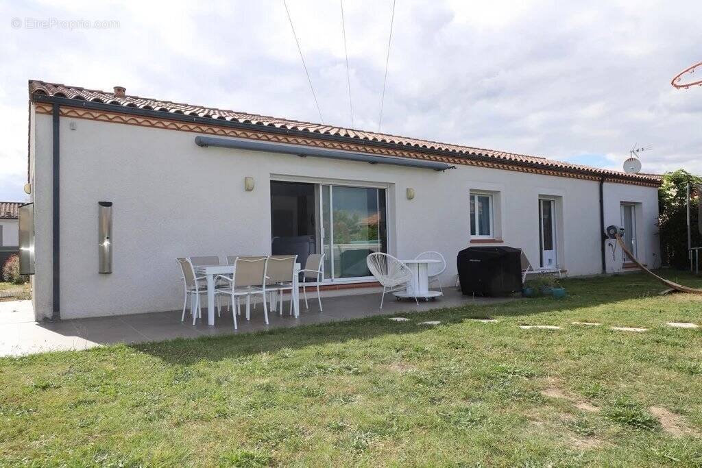 Maison à LA TOUR-DU-CRIEU