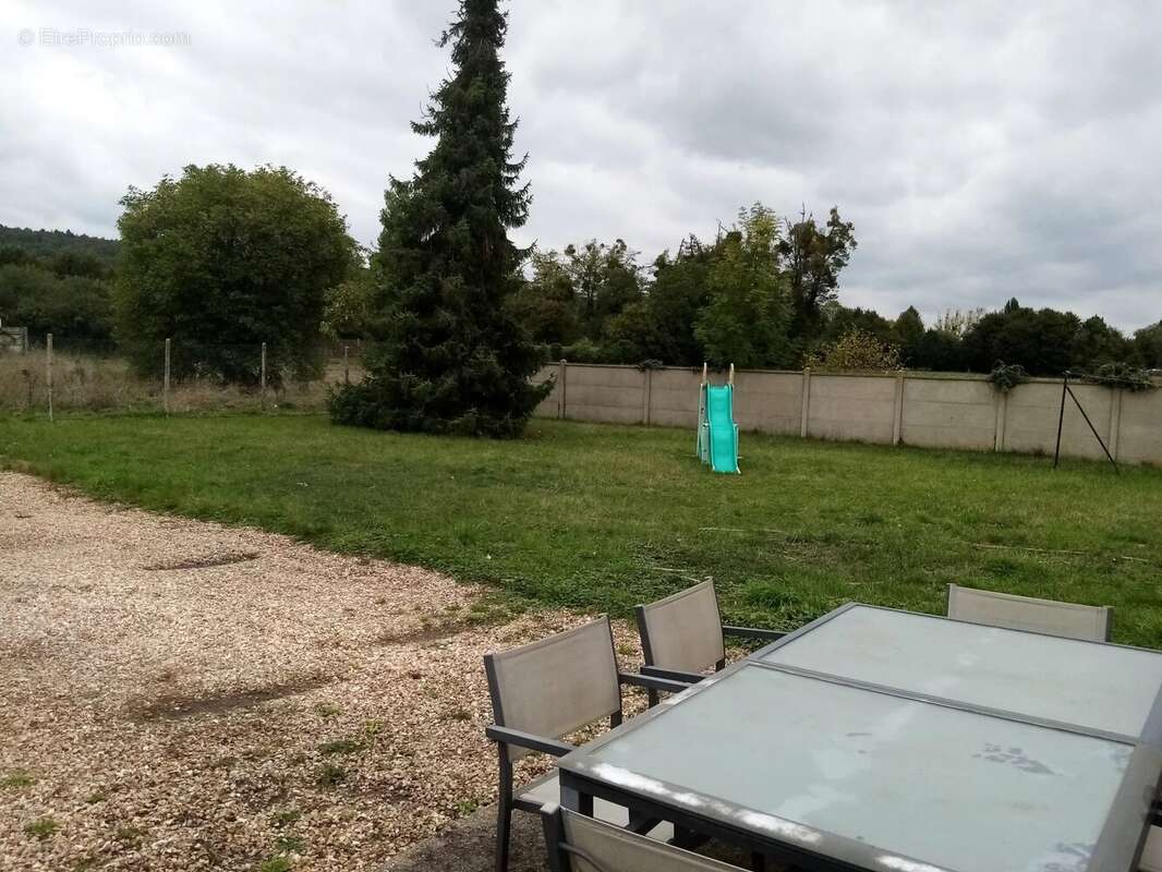 Maison à HONDOUVILLE