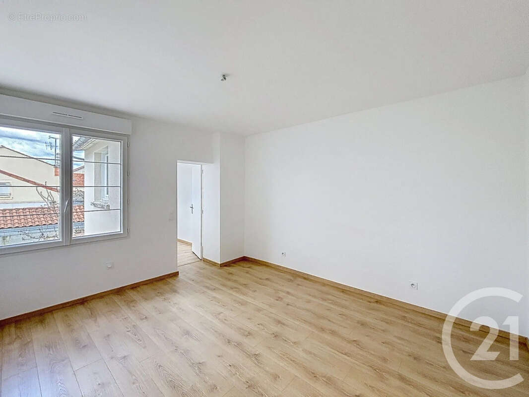 Maison 70 m² à Angouleme  - photo 6