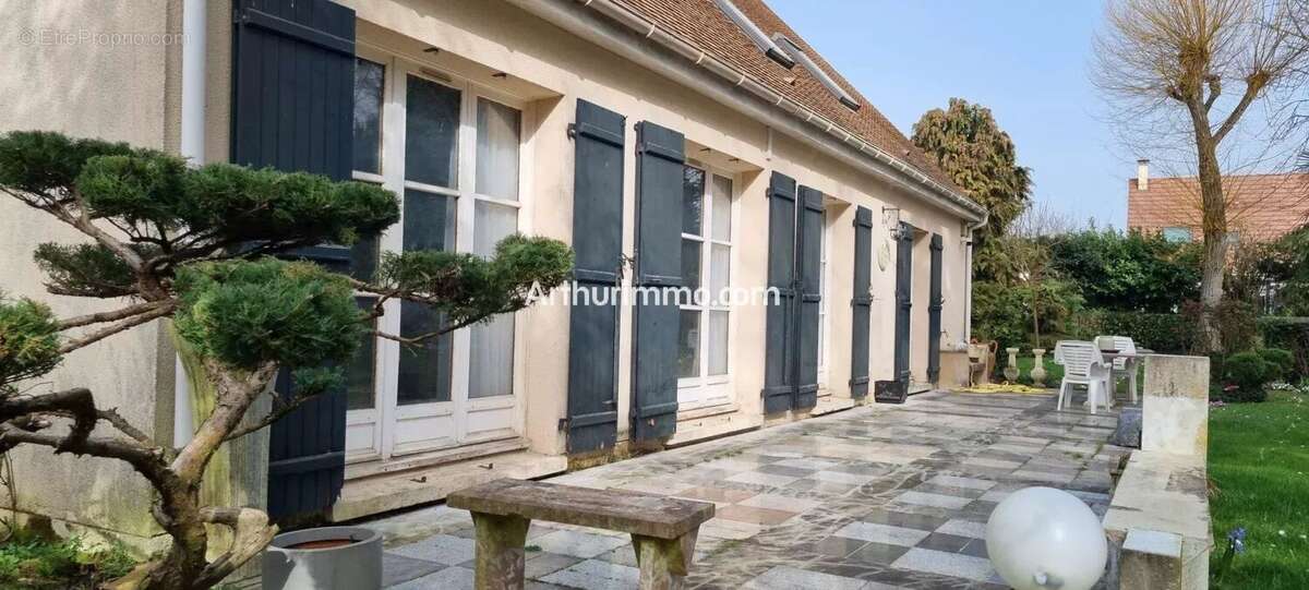 Maison à SERVON