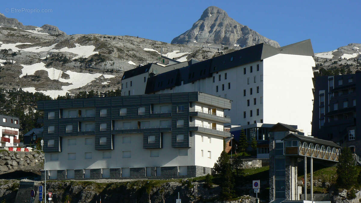 Appartement à ARETTE