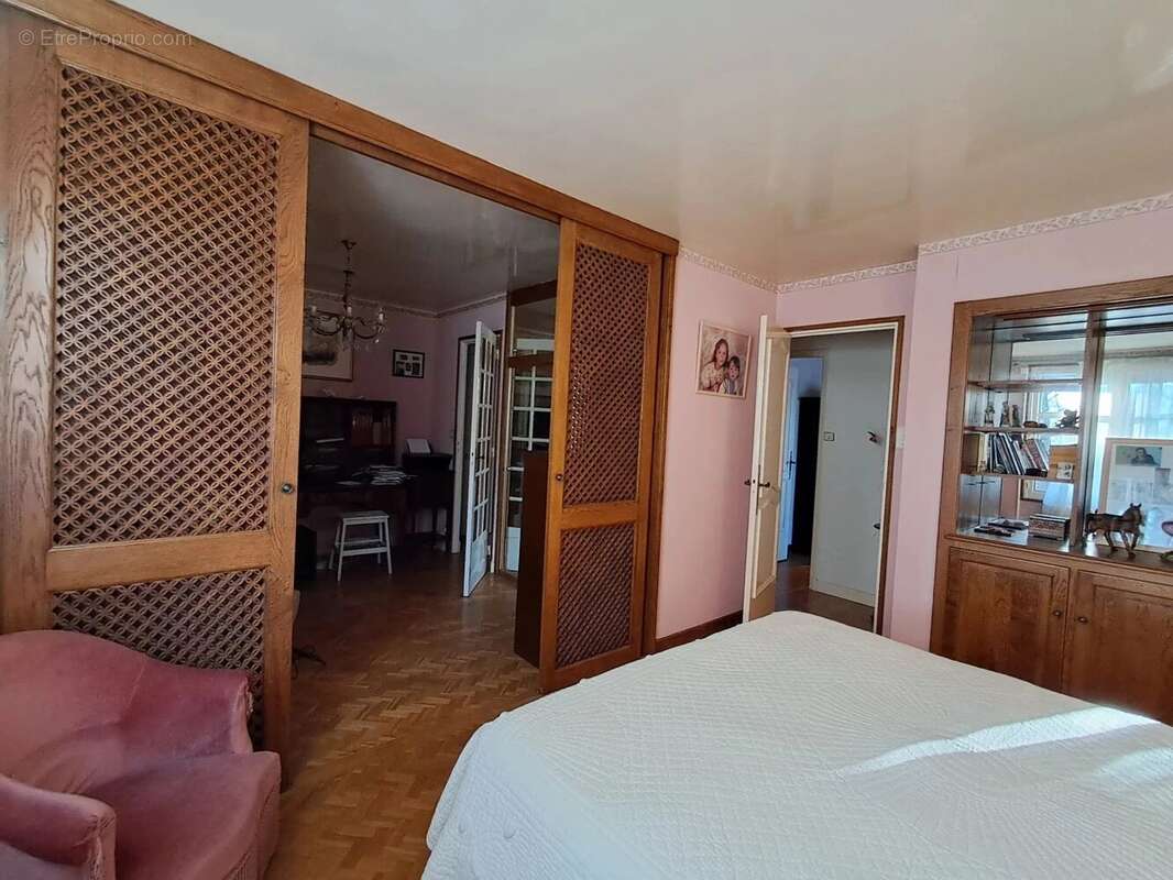 Maison à SAINT-PAUL-TROIS-CHATEAUX