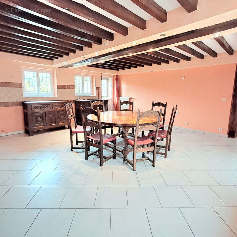 Maison à BRAY-EN-VAL