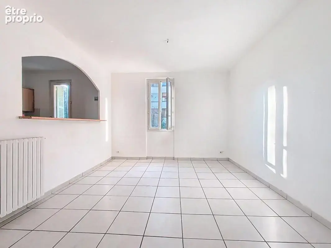 Appartement à TOUET-DE-L'ESCARENE