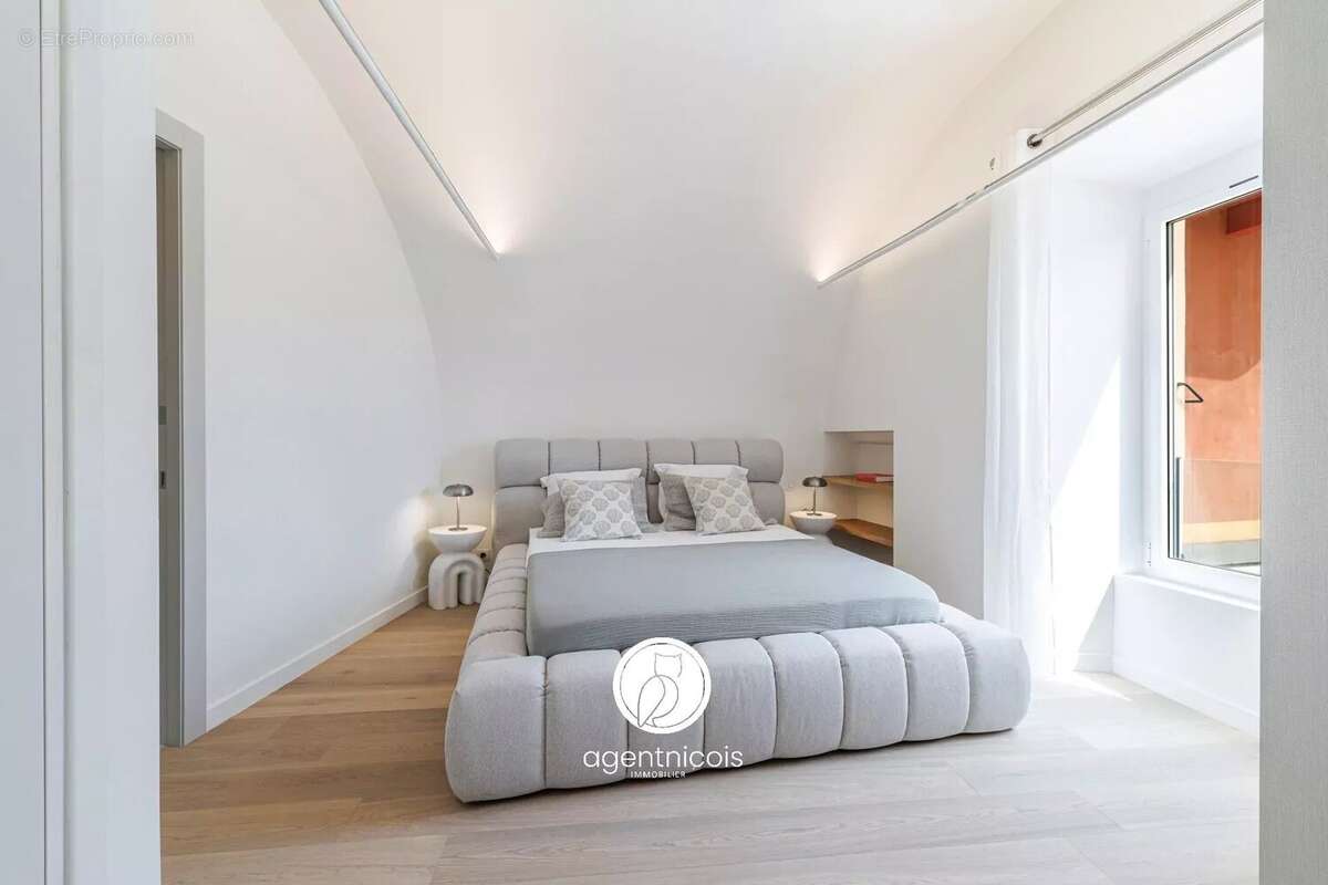 Appartement à VILLEFRANCHE-SUR-MER