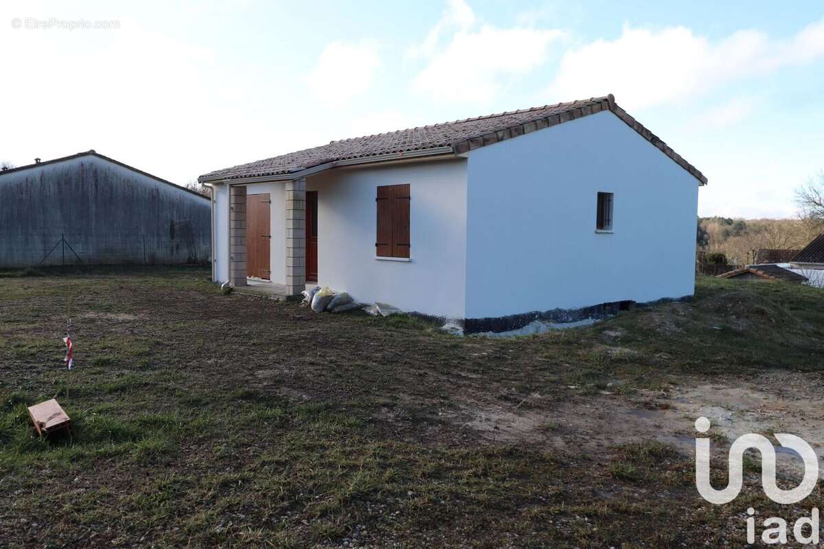 Photo 2 - Maison à MONTGUYON