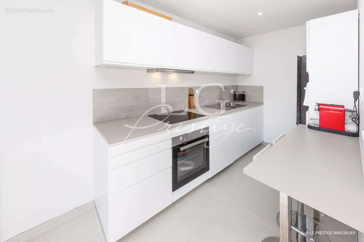 Appartement à MANDELIEU-LA-NAPOULE