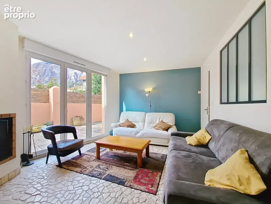CORENC   Ensemble immobilier avec résidence principale et 4 appartements loués - photo 9