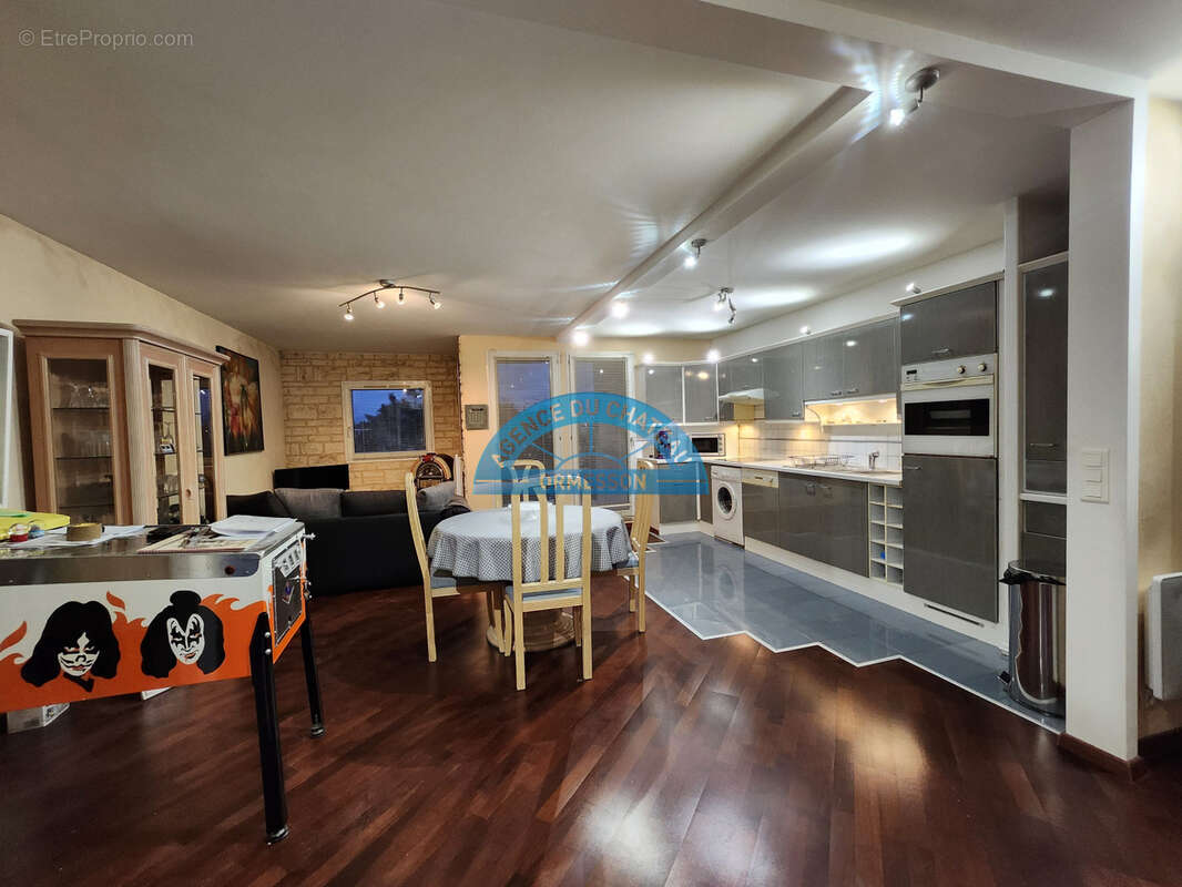 Appartement à CHENNEVIERES-SUR-MARNE