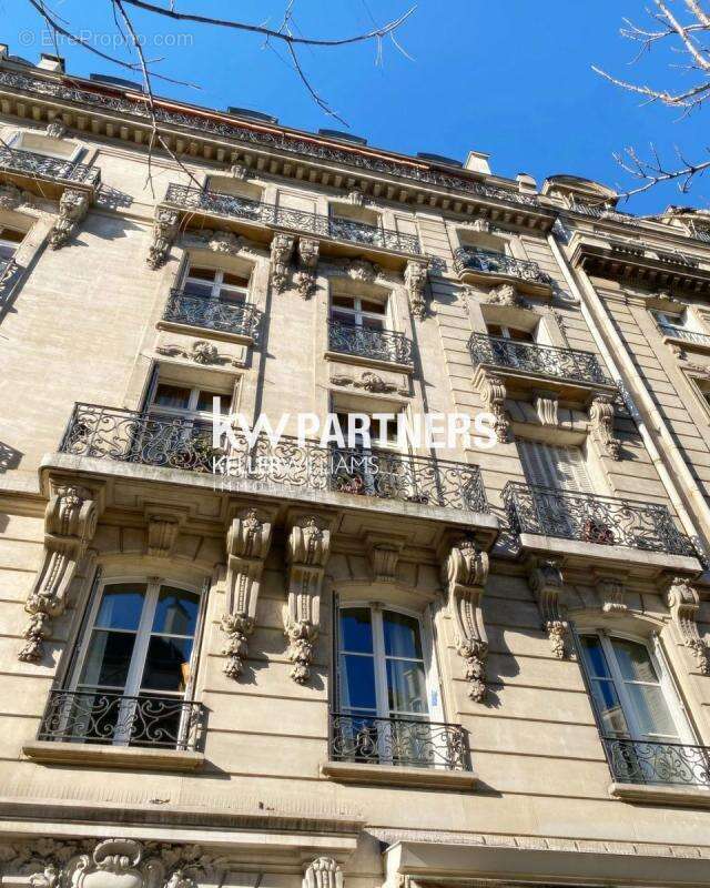 Appartement à PARIS