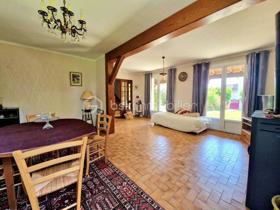 Maison à ORGERUS