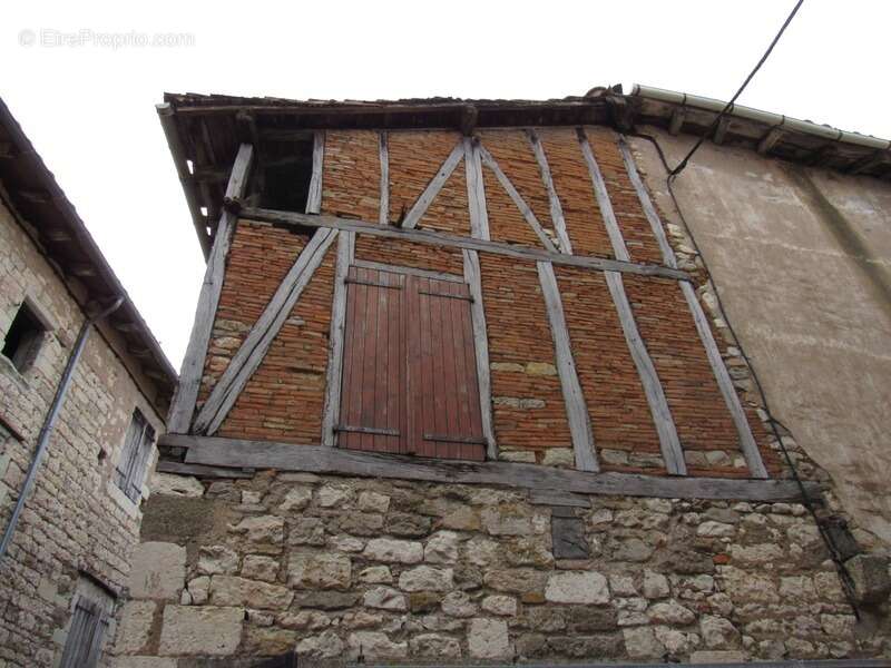 Maison à CASTELNAU-DE-MONTMIRAL