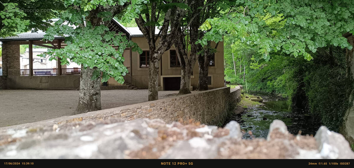 Maison à CAUDEBRONDE