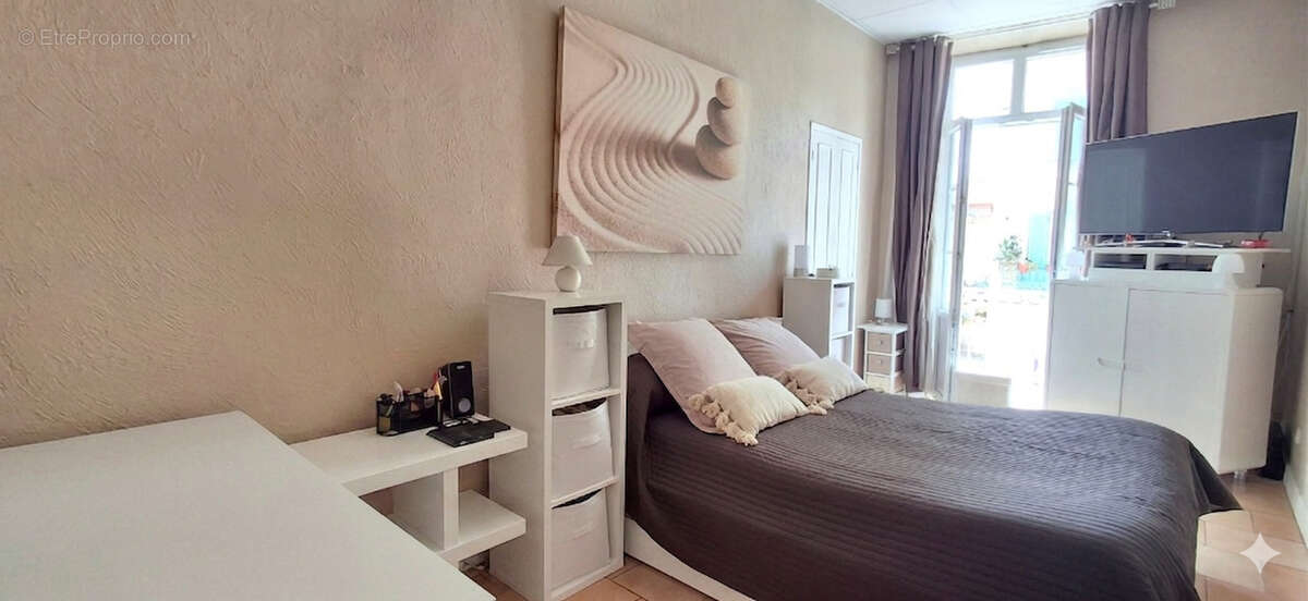 Appartement à VALLAURIS