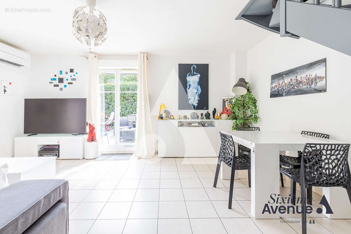 Appartement à LISSES