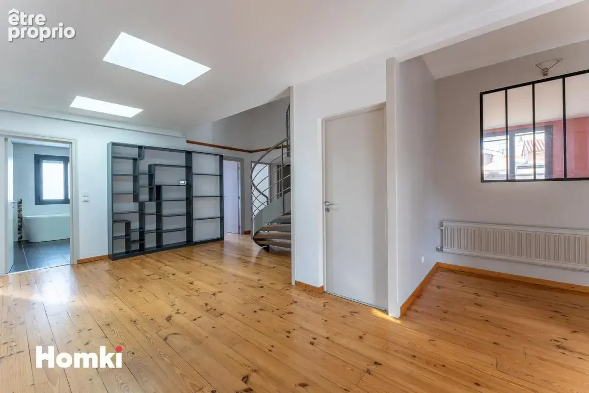 Maison/Villa T7 de 210 m² à Pessac 33600 - photo 8
