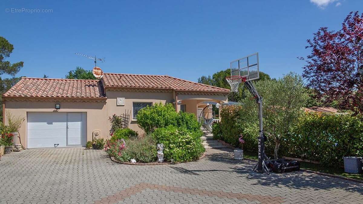 Maison à LES MATELLES