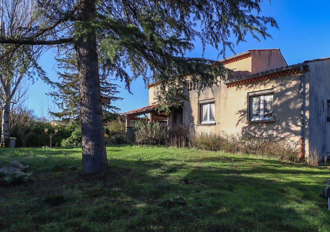 Maison à AUSSILLON
