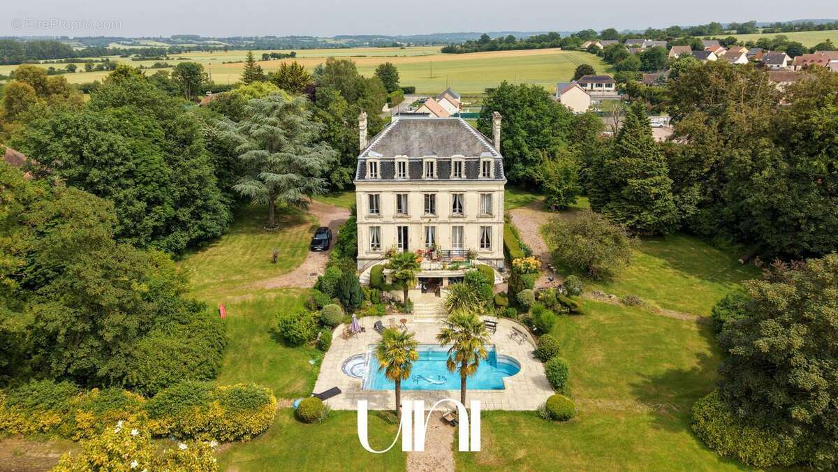 Maison 400 m² à Saint-Pierre-Sur-Dives  - photo 9