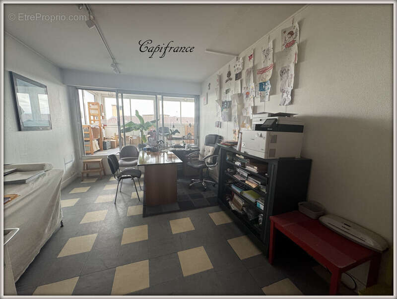 Commerce à AULNAY-SOUS-BOIS