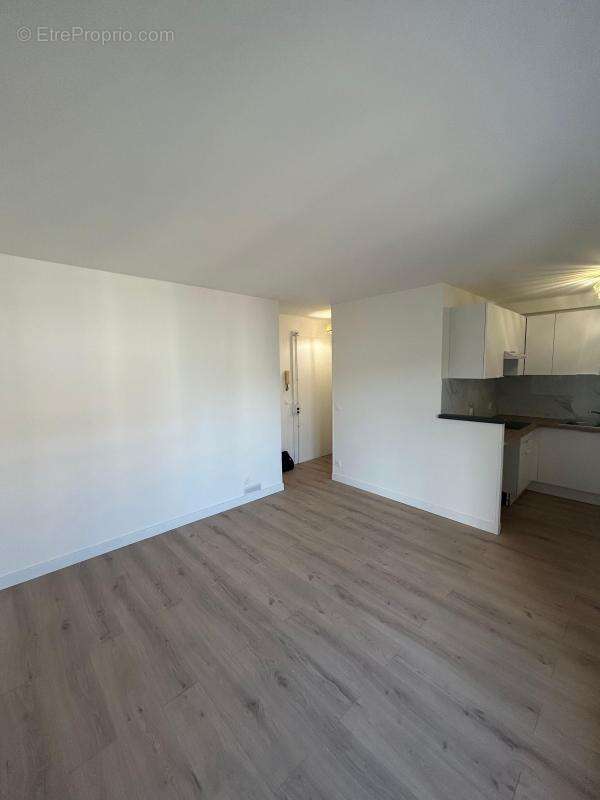 Appartement à CLICHY-SOUS-BOIS