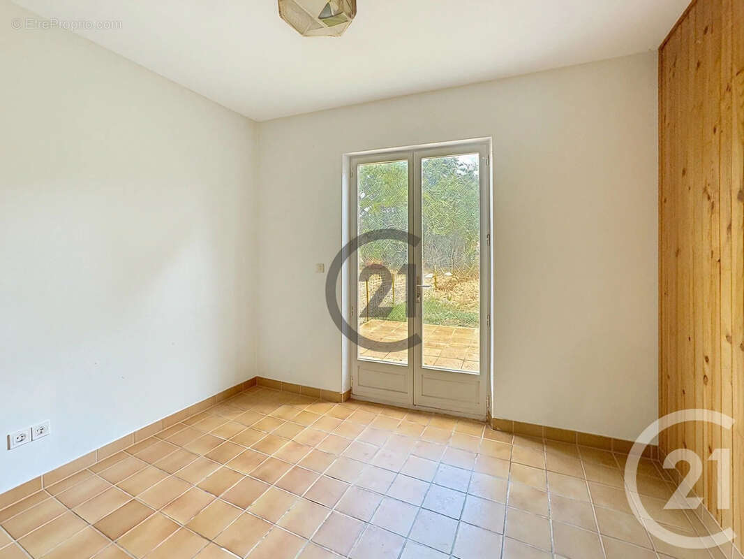 Maison 169 m² à Montmachoux  - photo 9