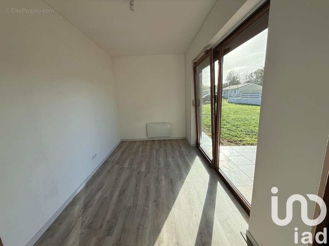 Photo 5 - Maison à LAMOTHE-MONTRAVEL