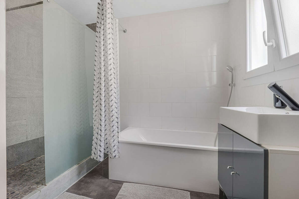 Maison à CHAMPIGNY-SUR-MARNE