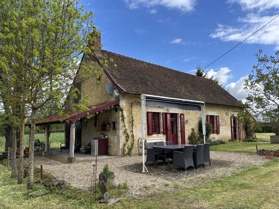 Maison à TRESNAY