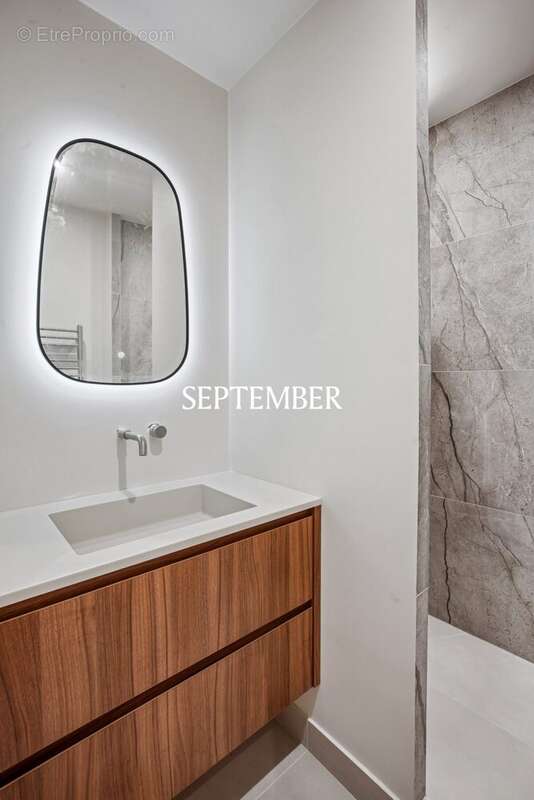 Appartement à PARIS-4E