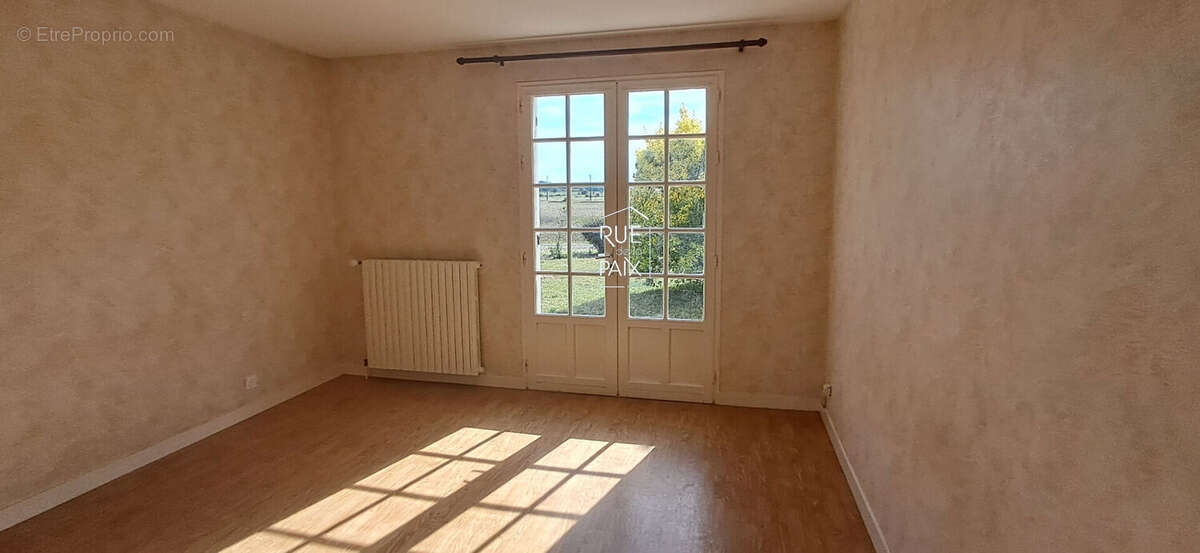 Maison à THURE