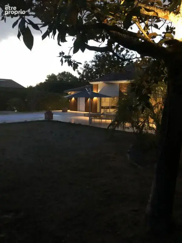 Villa d'architecte de 233 m2 avec piscine et jardin paysagé à Villenave d'Ornon - photo 11