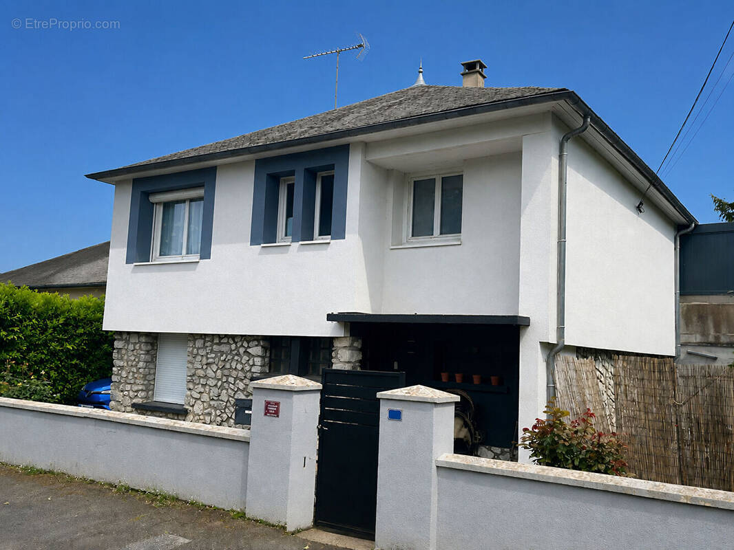 Maison à JUVIGNE