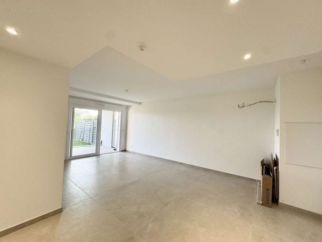 Appartement à ROQUEBRUNE-CAP-MARTIN