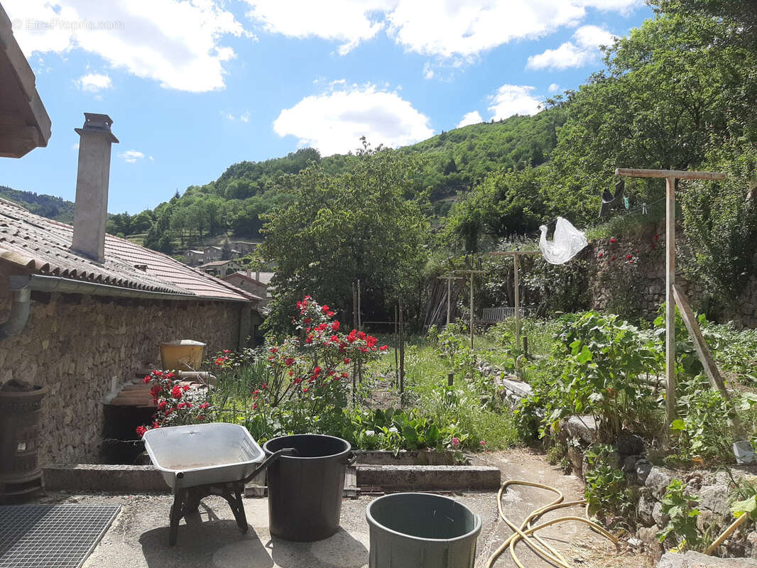 Maison à ALBON-D&#039;ARDECHE