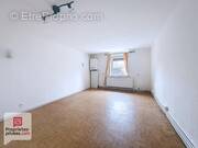 Appartement à VIC-SUR-SEILLE