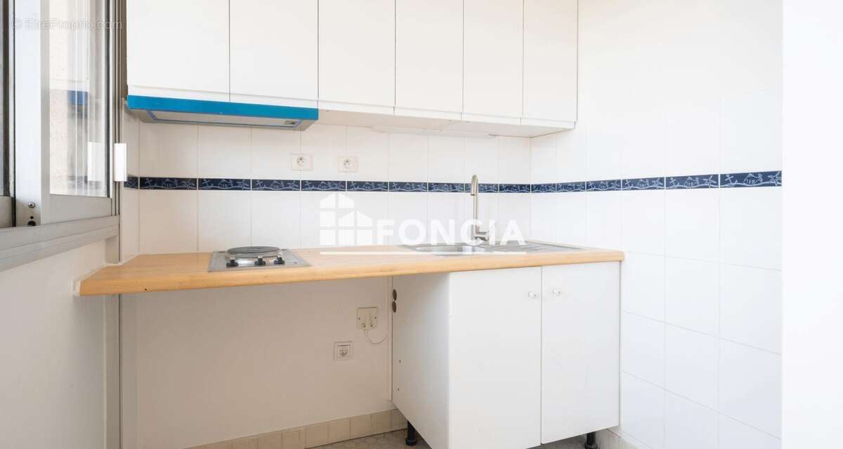 Appartement à COURBEVOIE