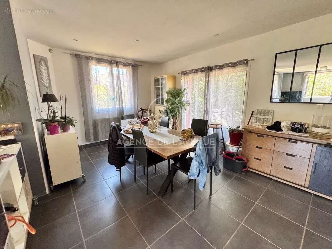 Appartement à SAINT-MANDRIER-SUR-MER