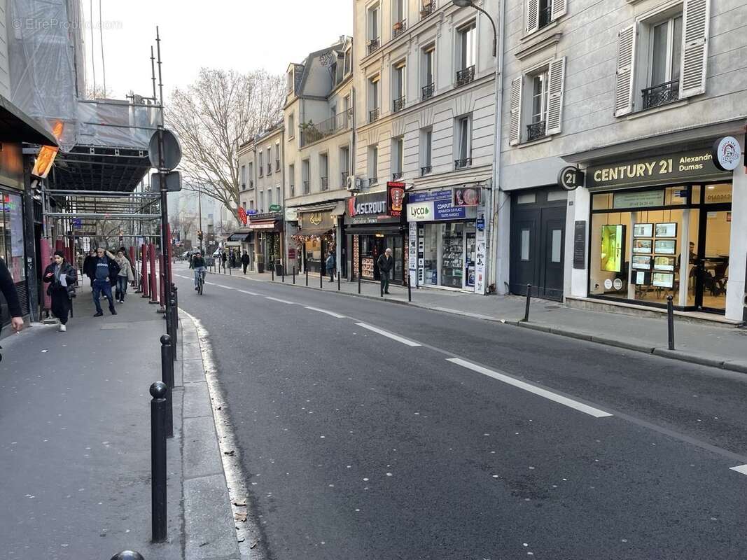 Autre à PARIS-20E