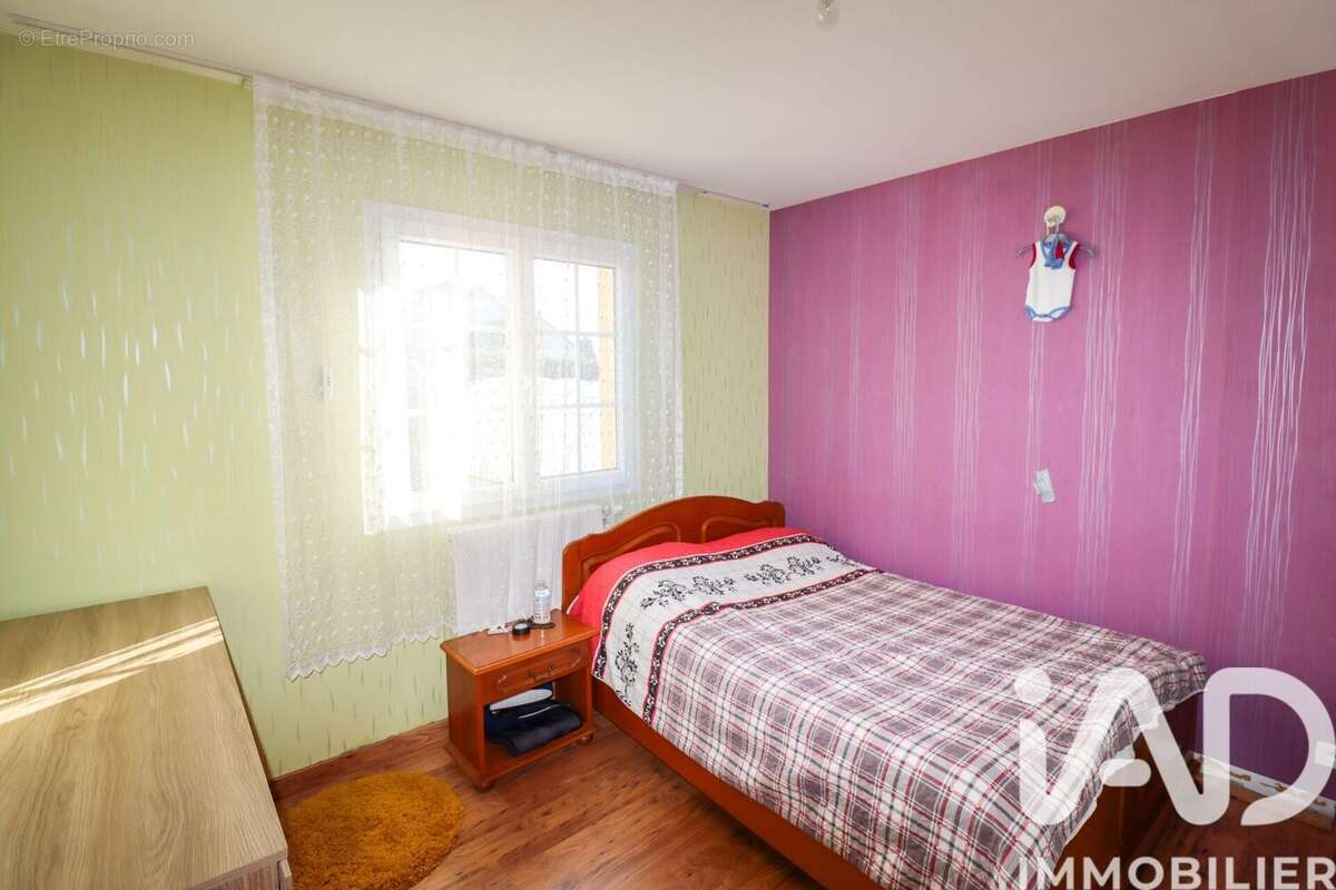 Maison 135 m² à Ussel  - photo 9