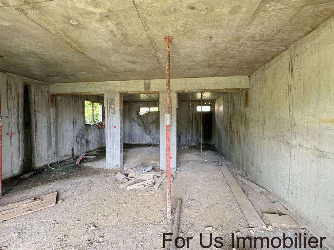 Maison à BAIE-MAHAULT