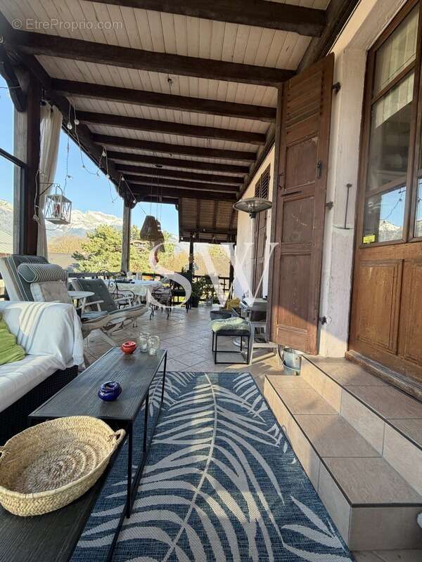 Maison à SAINT-JORIOZ