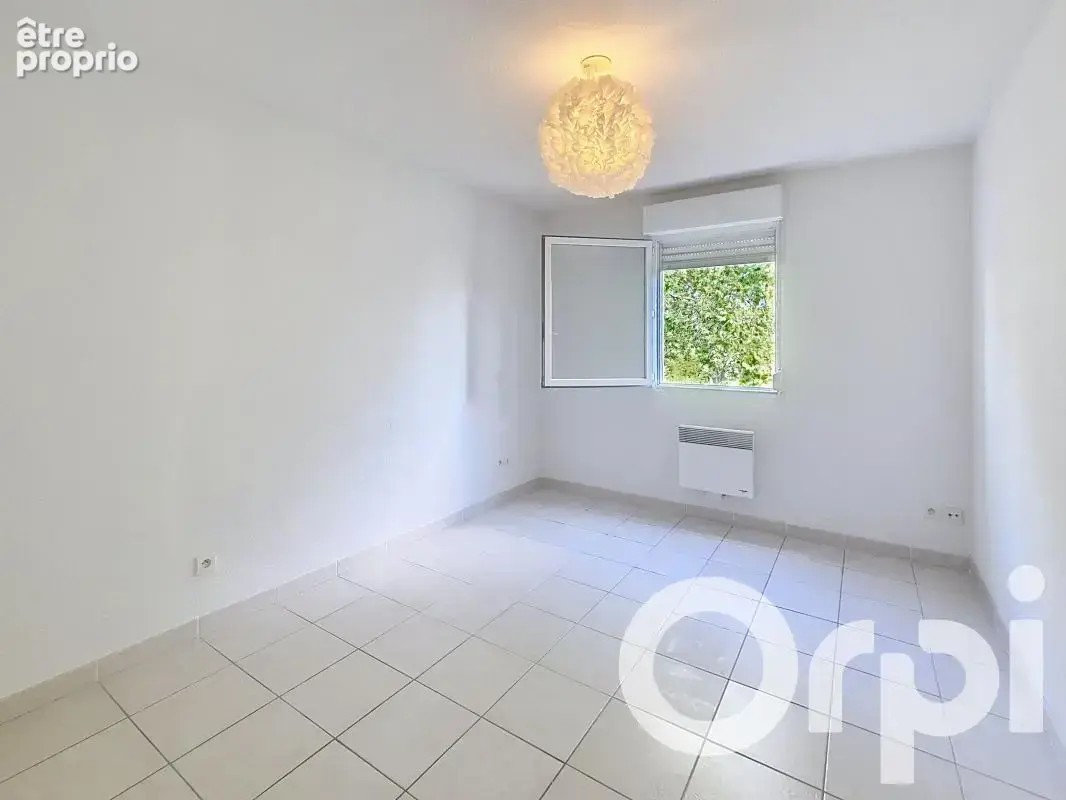 Appartement À Vendre - photo 4
